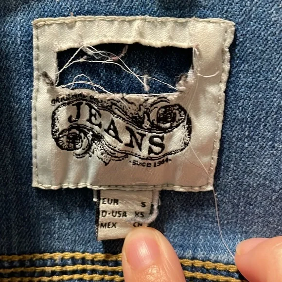 Blue Jean sweater women’s small - Picture 2 of 4